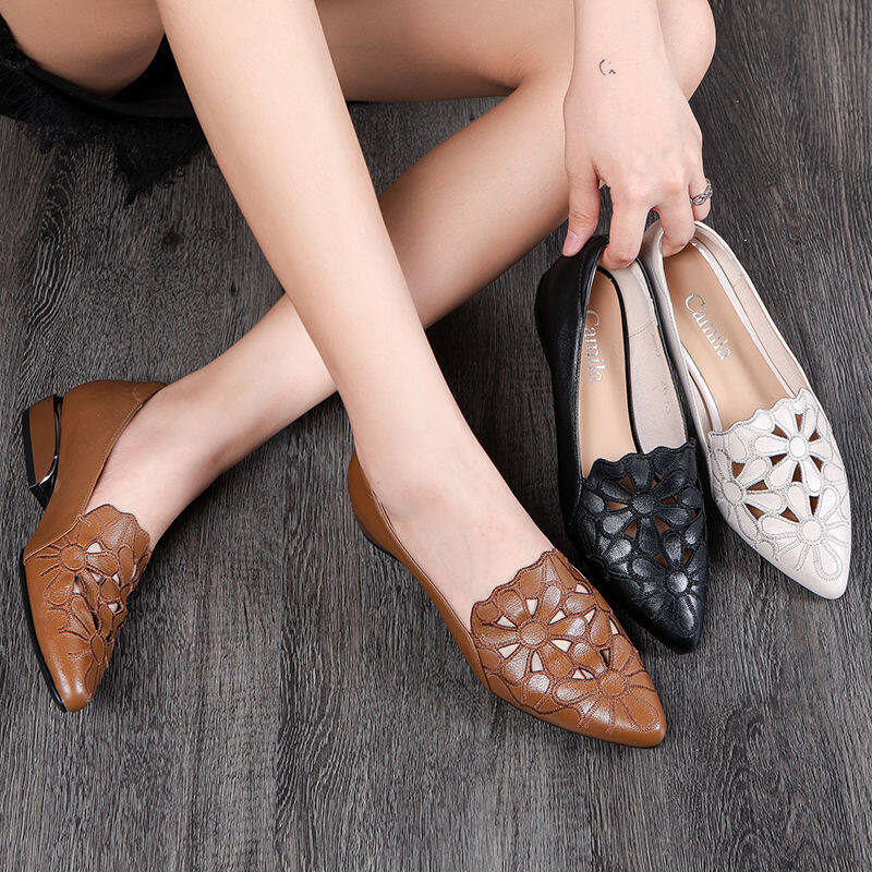 Soft Leather Soft Surface Hollow Embroidered Single Shoes Women New Summer and Autumn Low-heel Mother Women's Shoes Breathable Work Women's Sandals